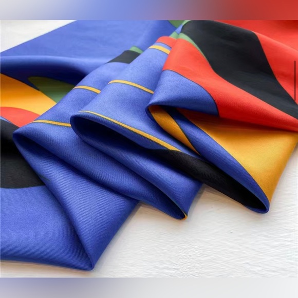 Splash of Colors Elegant Printed Scarf - Picture 3 of 4